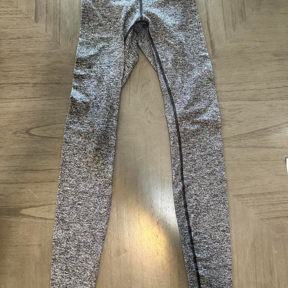 Lululemon grey leggings yoga activewear